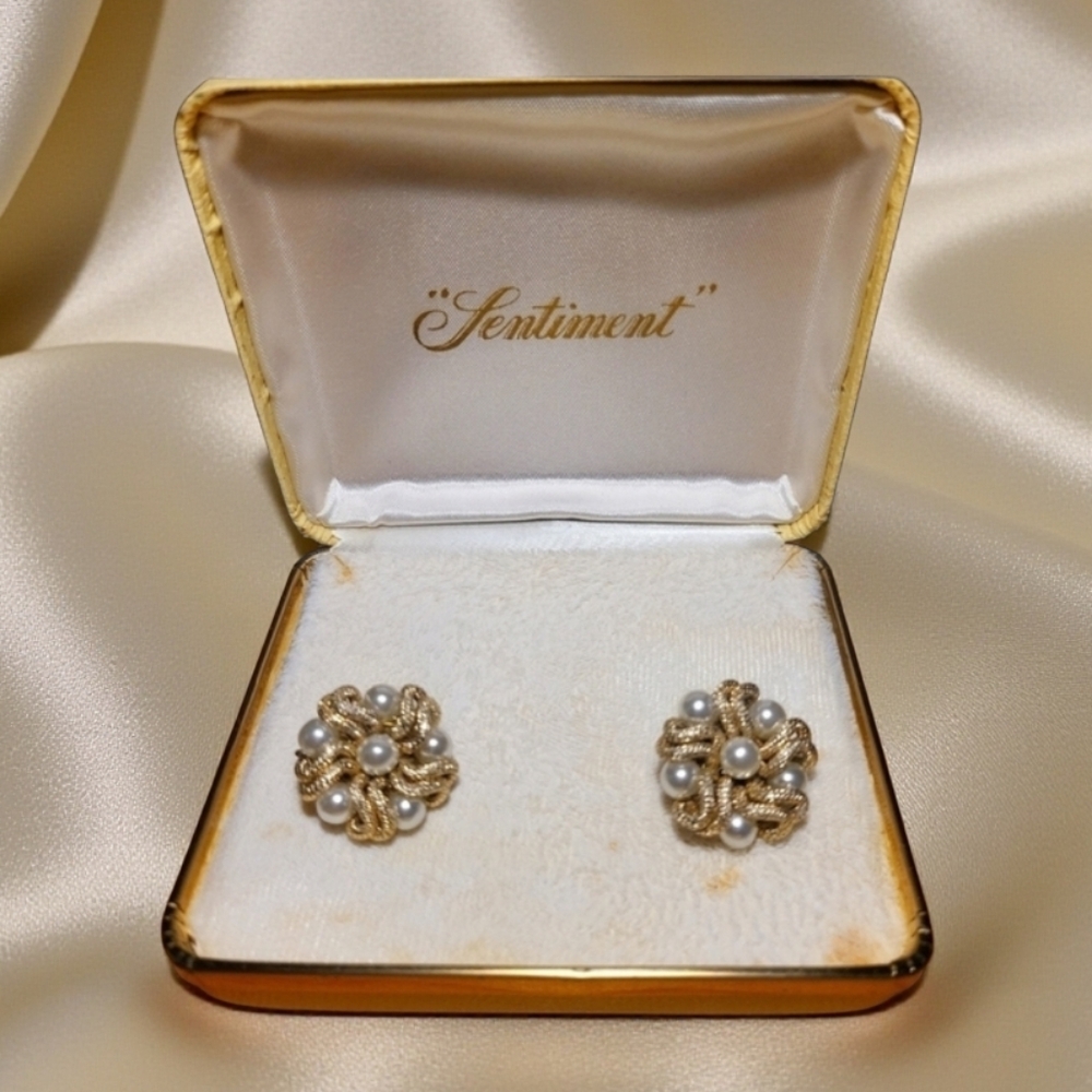 Vintage Mid Century Sentiment Gold Tone Faux Pearl Knot Clip-On Earrings
